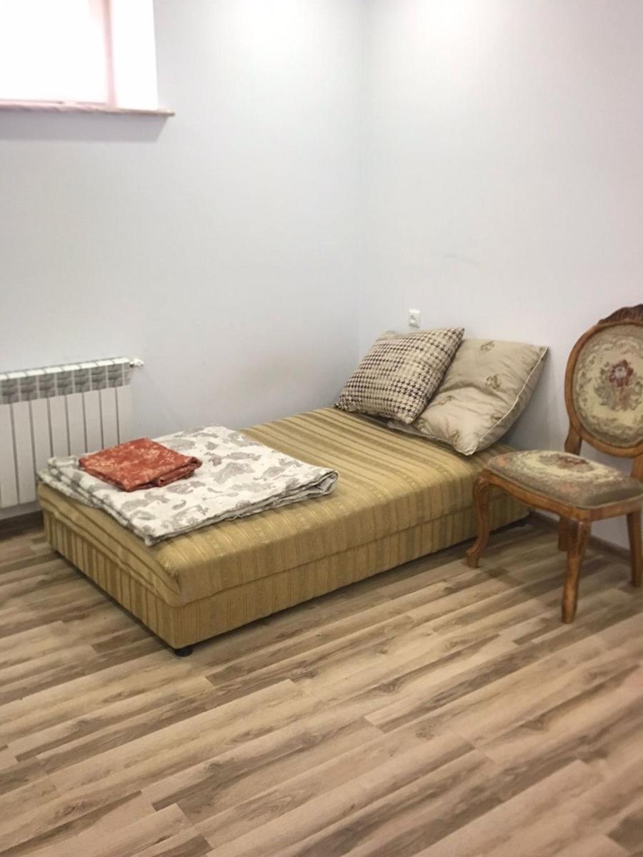 Sevan Rest House - Housity