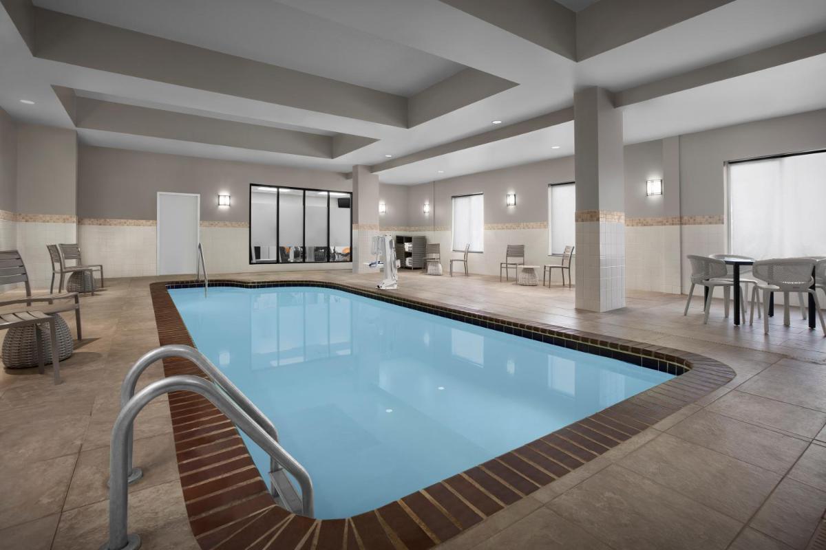 Hilton Garden Inn Denver Highlands Ranch - Housity