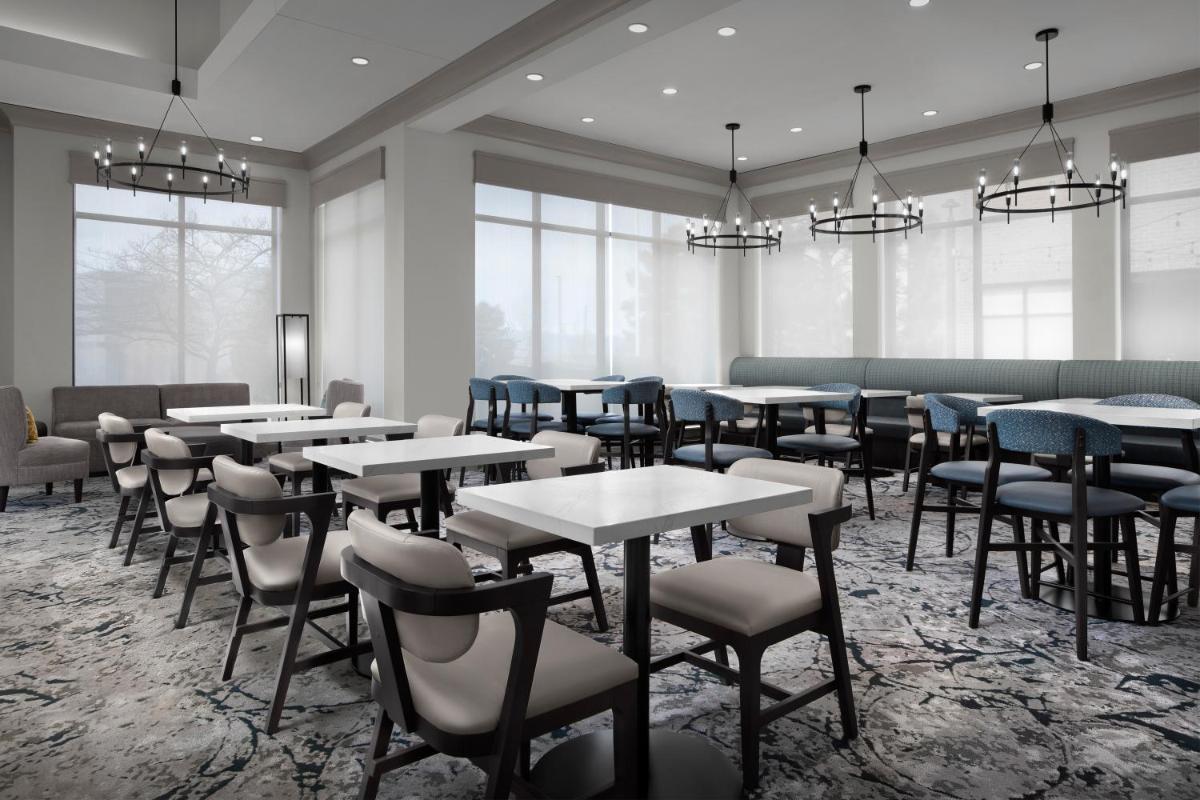 Hilton Garden Inn Denver Highlands Ranch - Housity