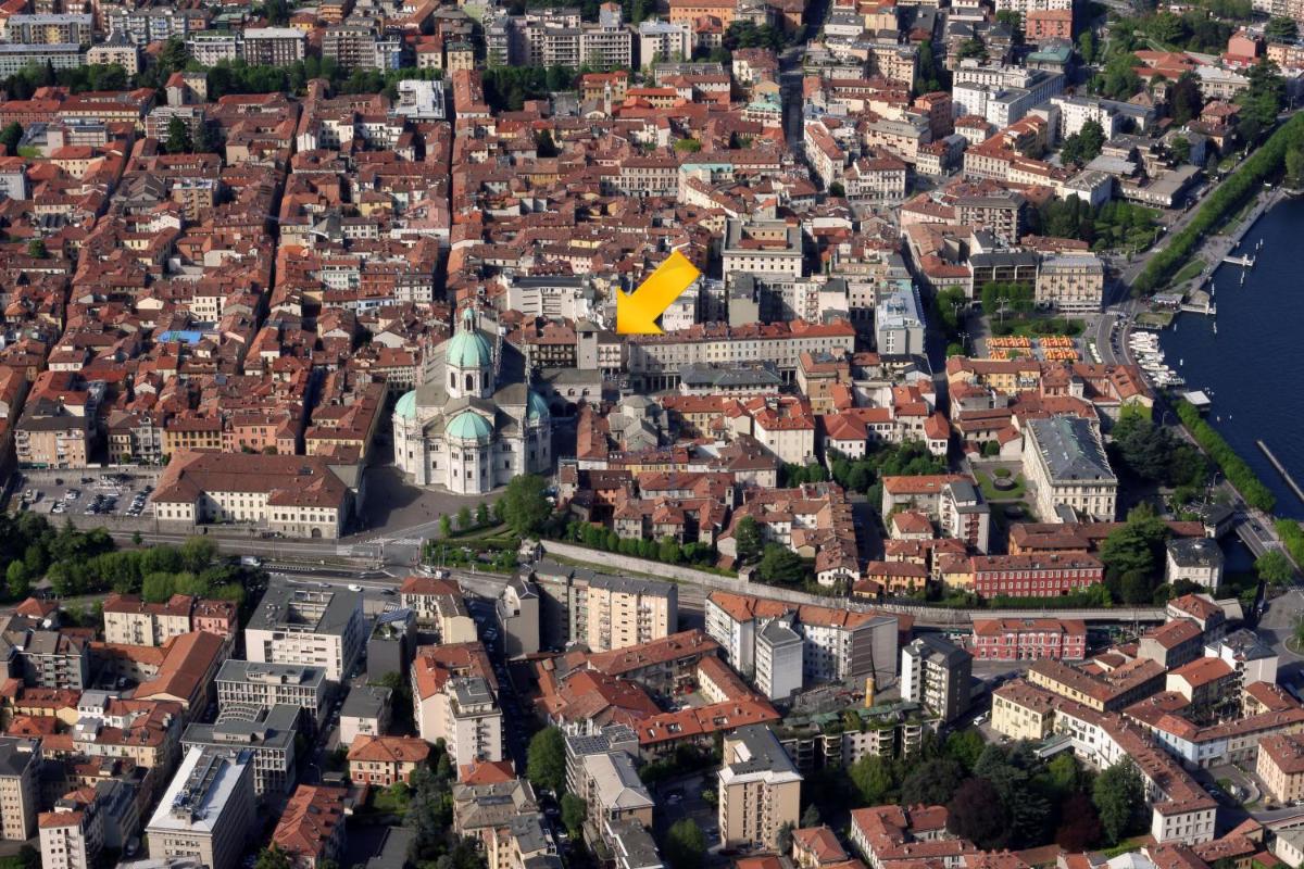 Duomo Amazing Downtown Como Centre - Housity