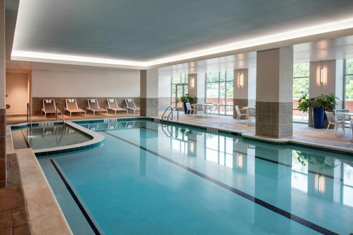 Morgantown Marriott at Waterfront Place - Housity