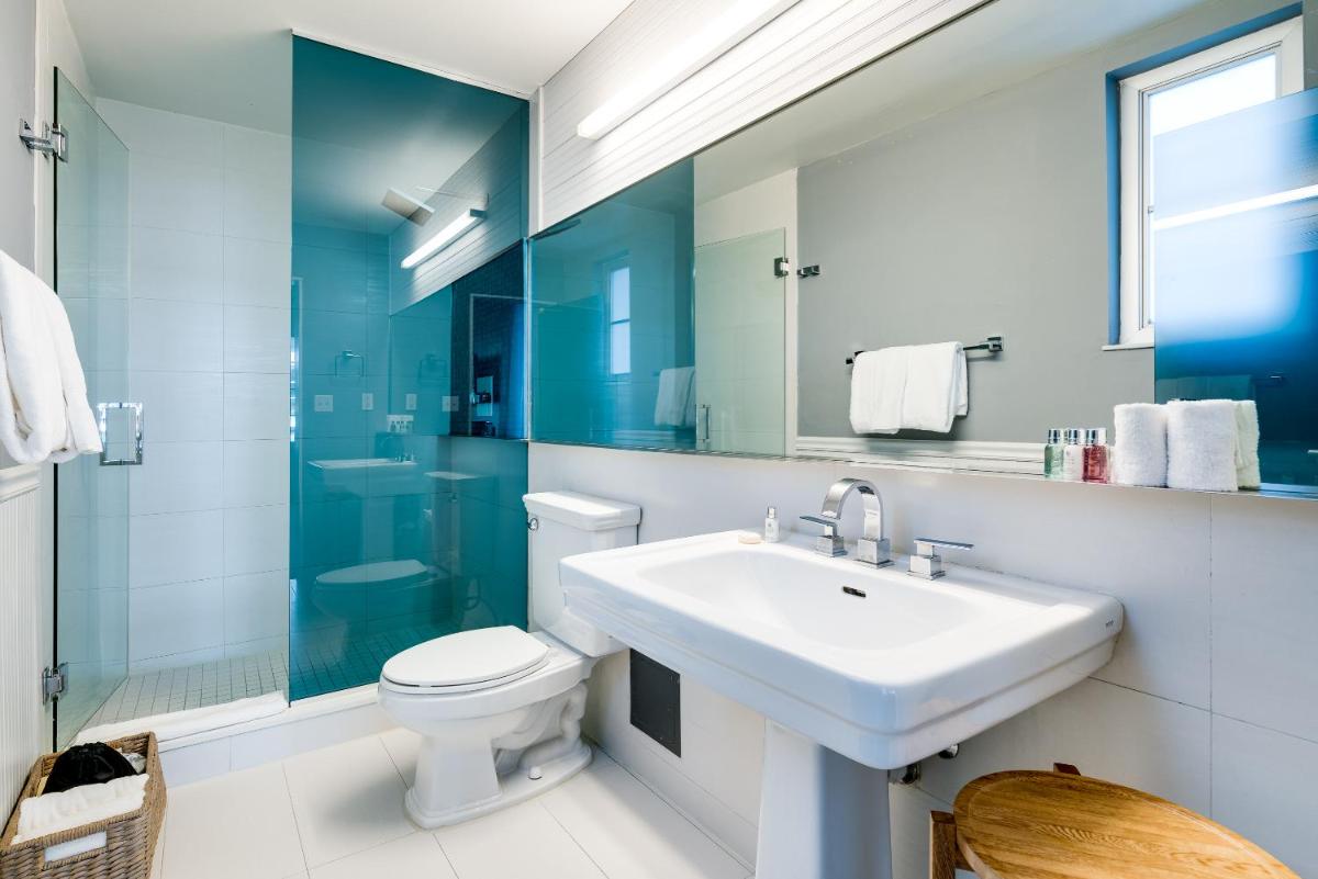 South Beach Hotel - Housity