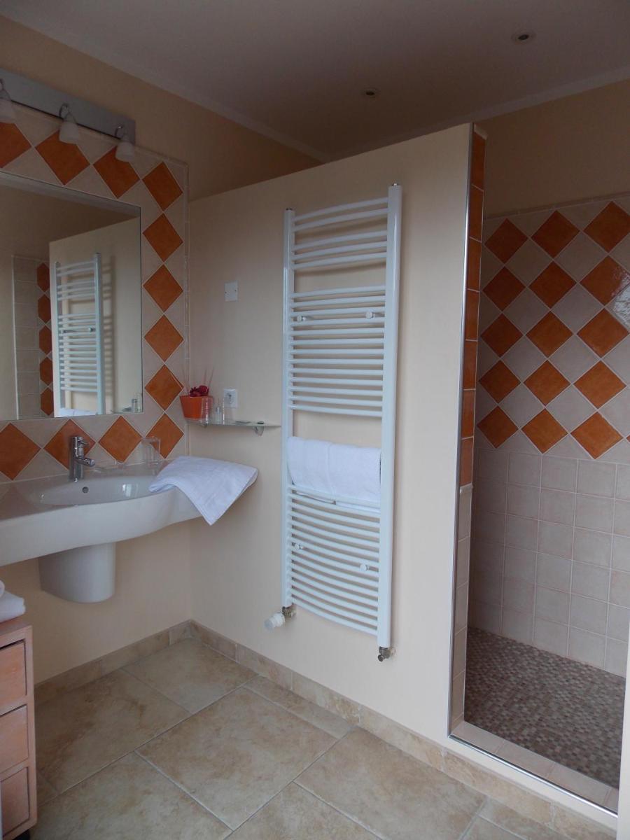 Au Relais Provencal - Housity