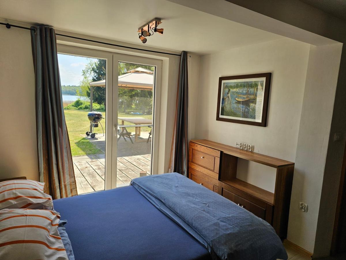 Apartamenty nad jeziorem Piaski - Housity