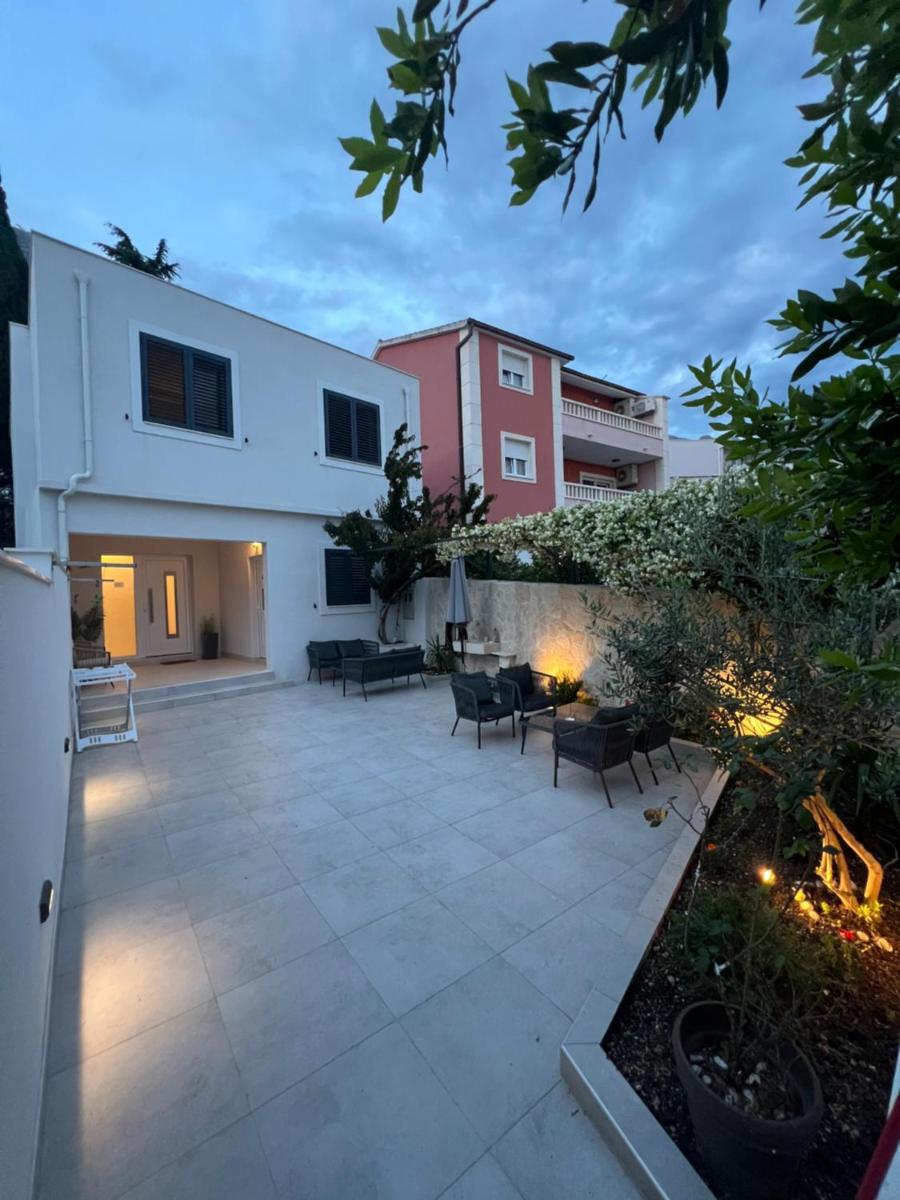Apartmani Cvitanovic - Housity