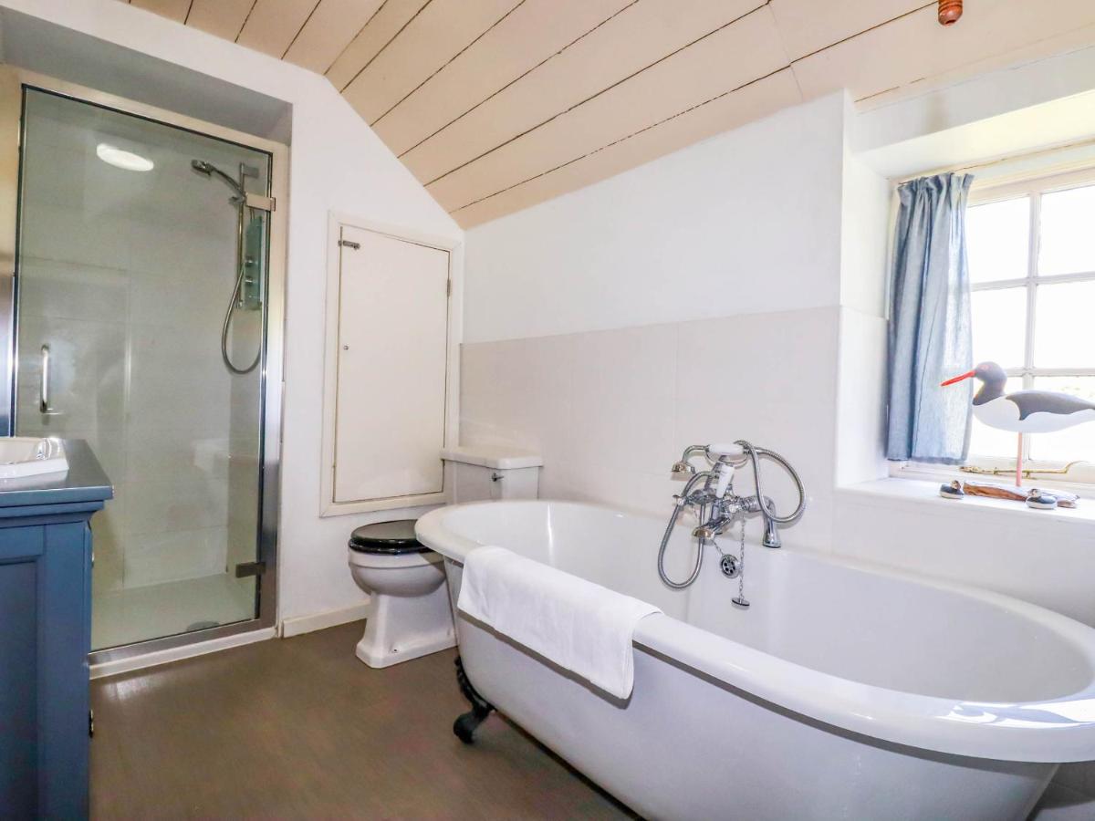 Polcreek Farmhouse - Housity