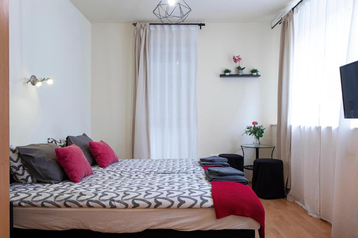 Lucsony Apartman - Housity