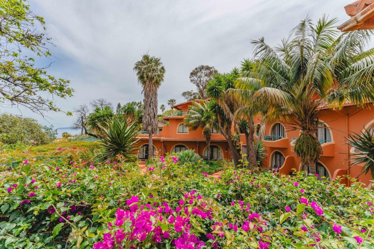 Um jardim no exterior de Quinta Splendida Wellness & Botanical Garden