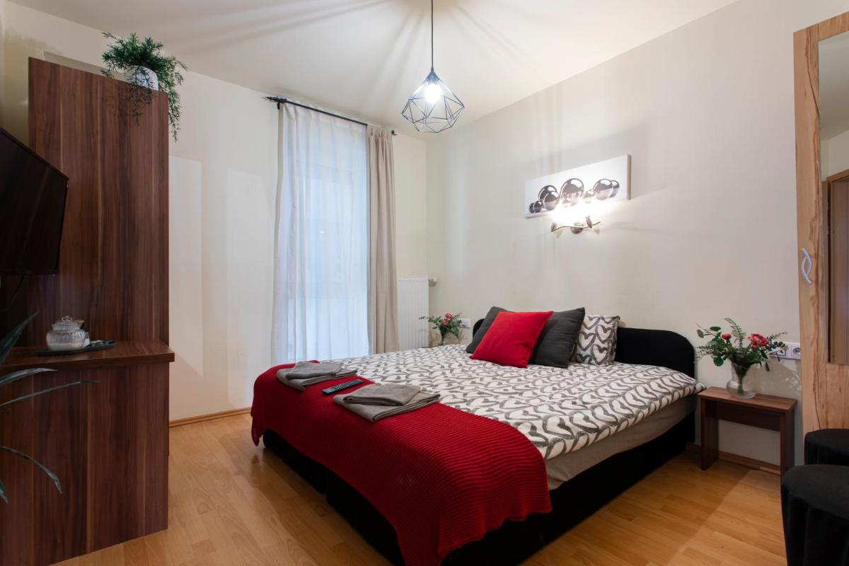 Lucsony Apartman - Housity