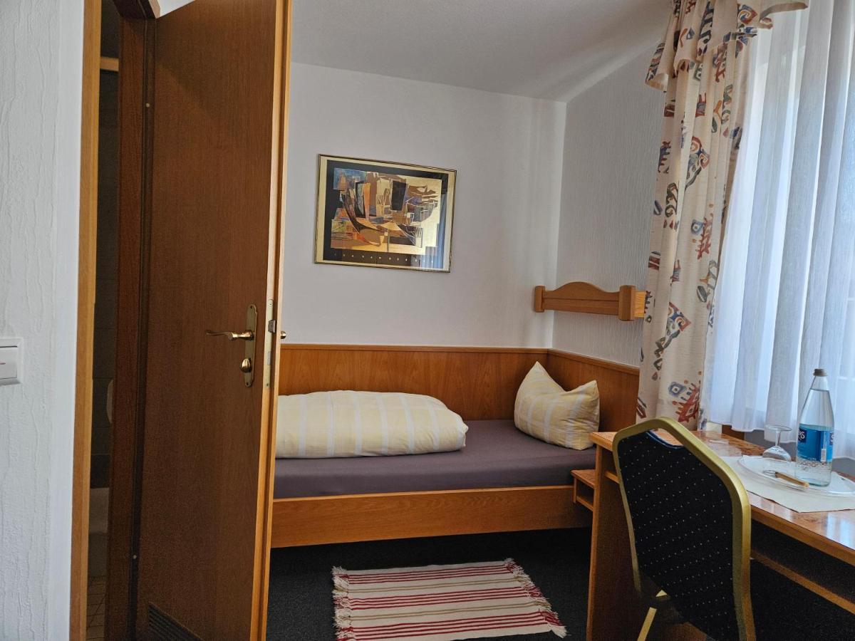 Hotel Gasthof Frohmüller - Housity