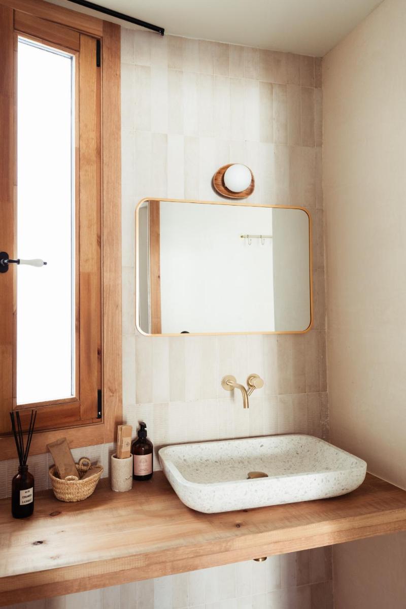 Un baño de Nomad Hotel & Spa Altea