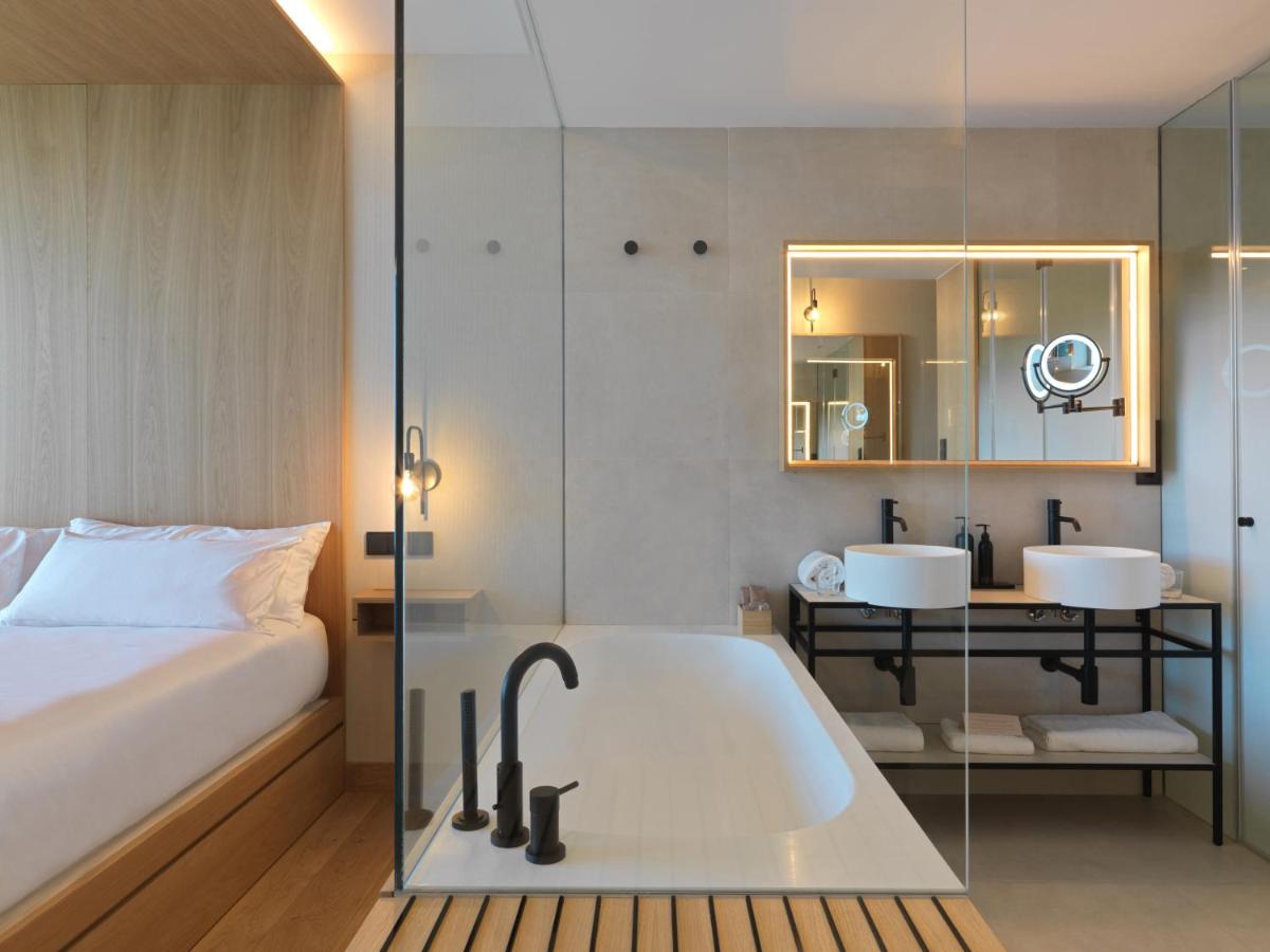 Cama o camas de una habitación en Noa Boutique Hotel