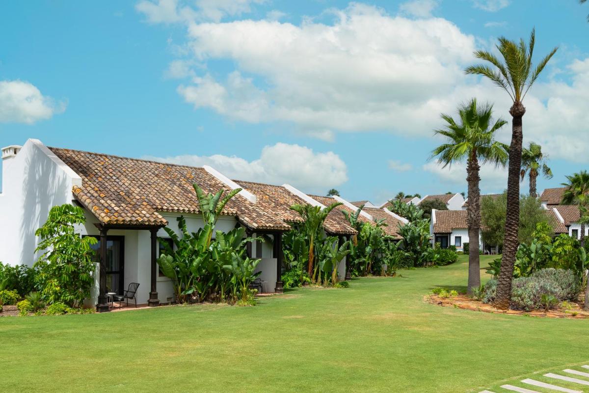 Jardín al aire libre en SO/ Sotogrande Spa & Golf Resort Hotel