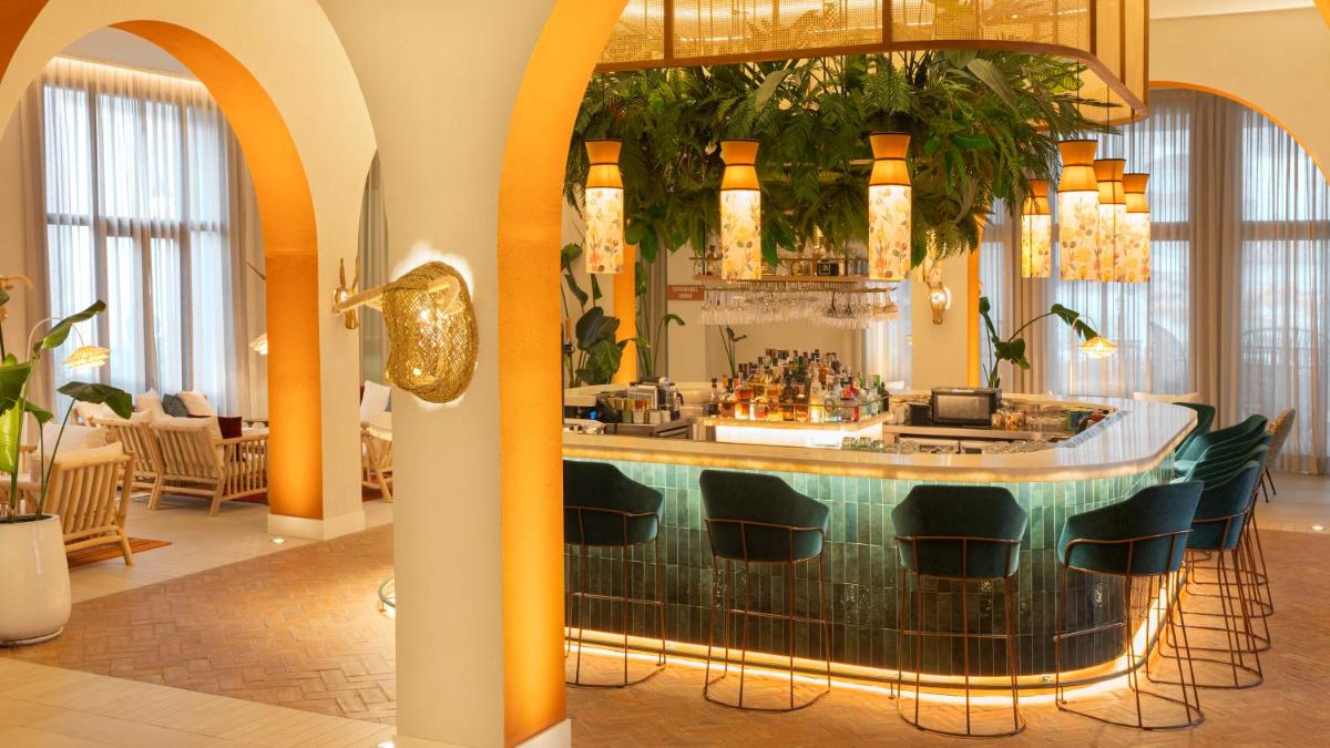 Zona de estar de SO/ Sotogrande Spa & Golf Resort Hotel