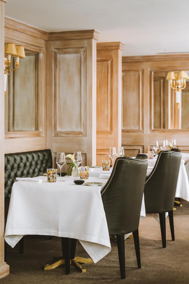 Restaurant ou autre lieu de restauration dans l'établissement Hotel Splendide Royal Paris - Relais & Châteaux