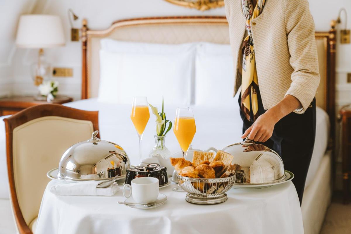 Nourriture dans l'hôtel ou à proximité