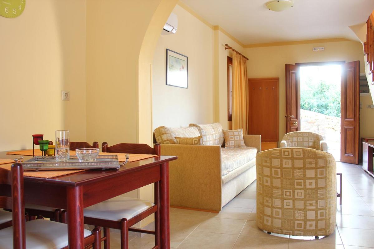 Eos Studios - Housity