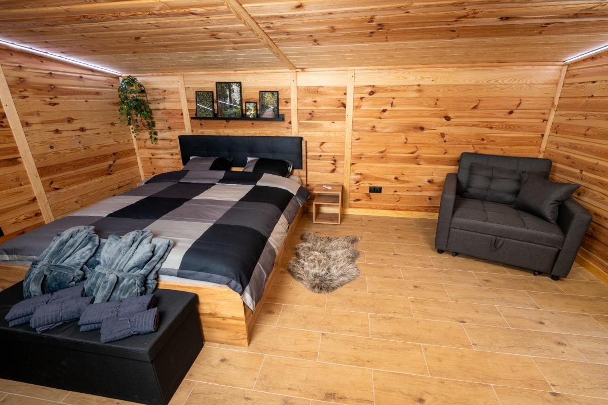 Stacja Natura - Housity