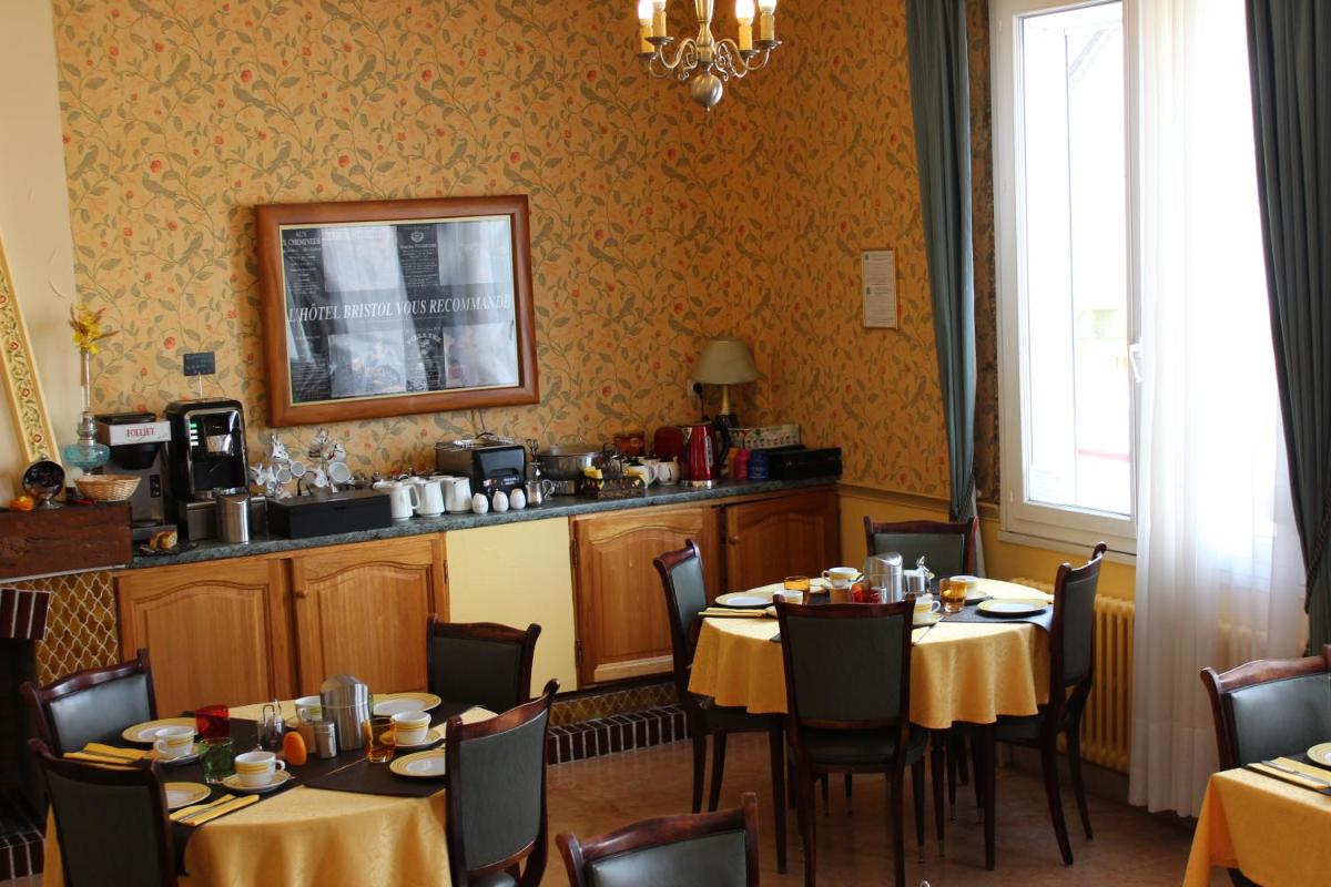 Hotel Bristol - Housity