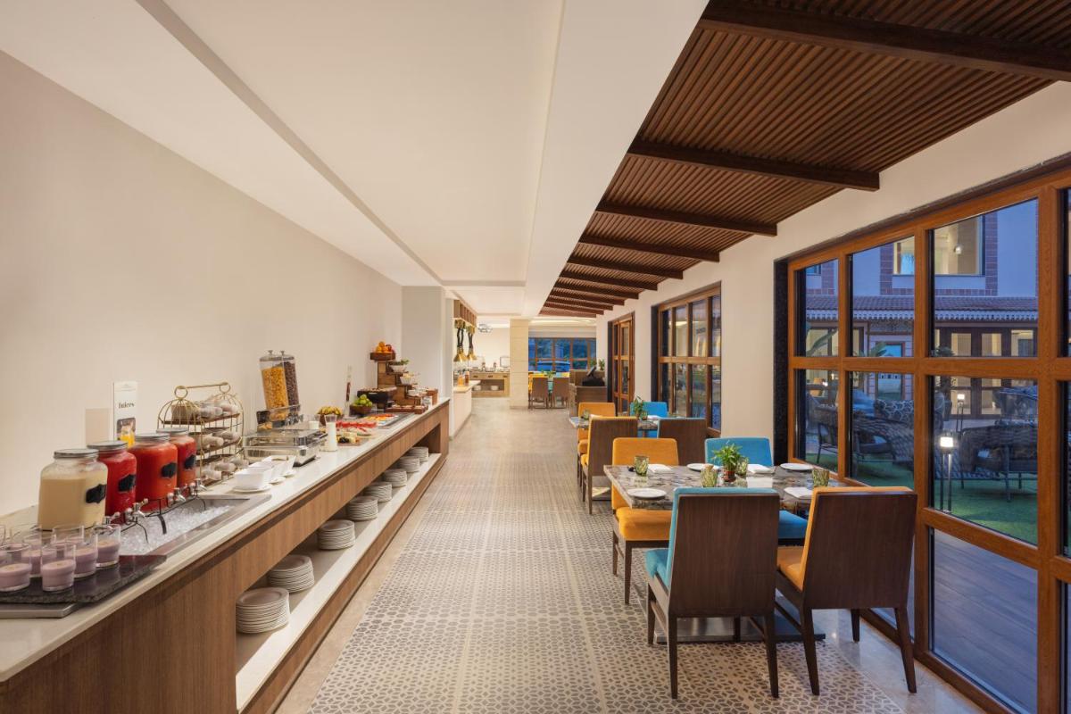 Fortune Select Candolim - Member ITC Hotel Group - Hizvo