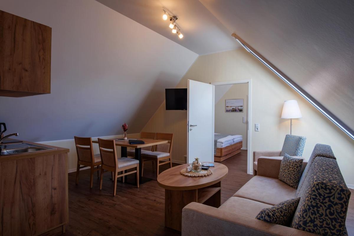 Restaurant & Hotel Storchenklause - Housity