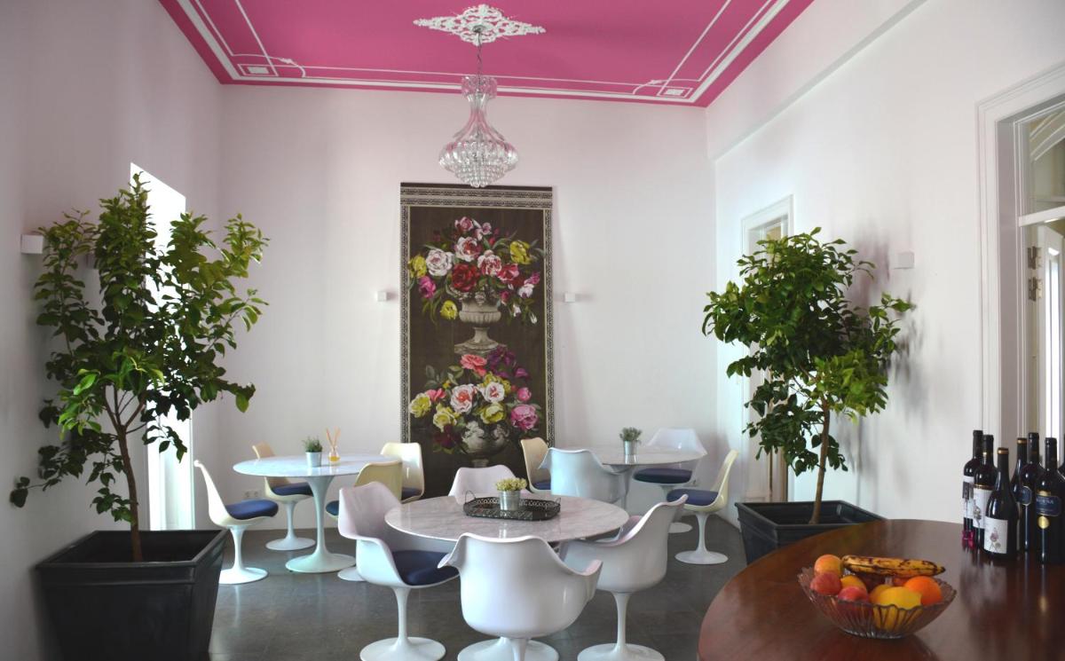 Tavira House - Housity