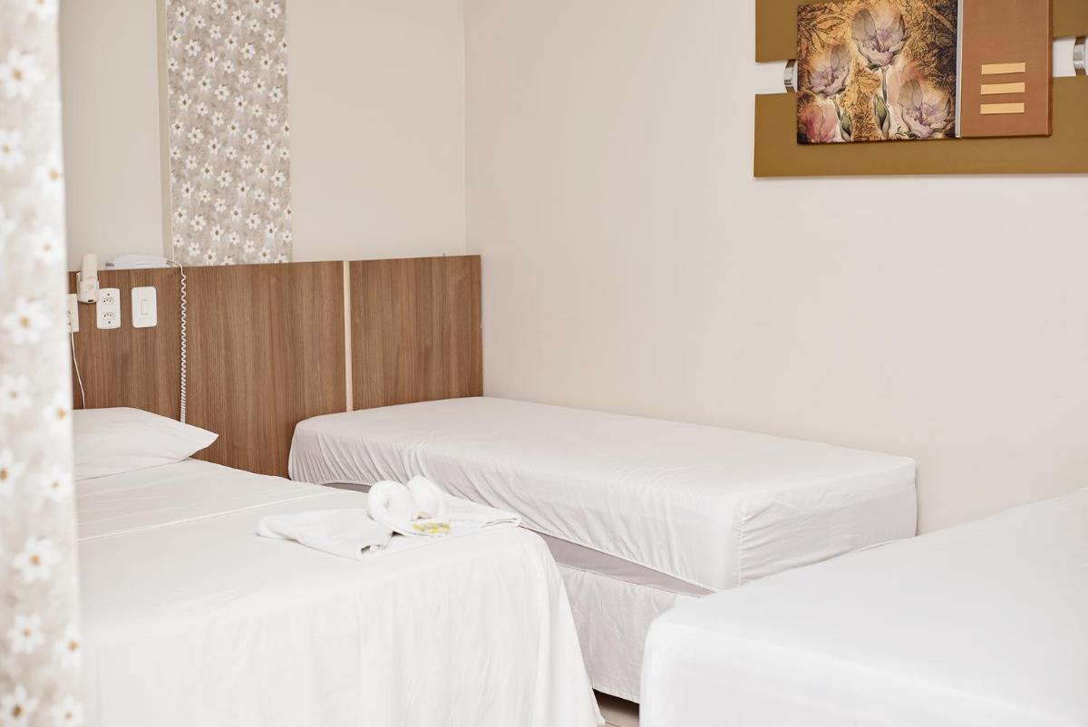 Hotel Acai - Housity