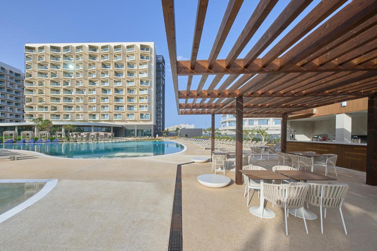 A piscina em ou perto de The Editory by the Sea Lagos