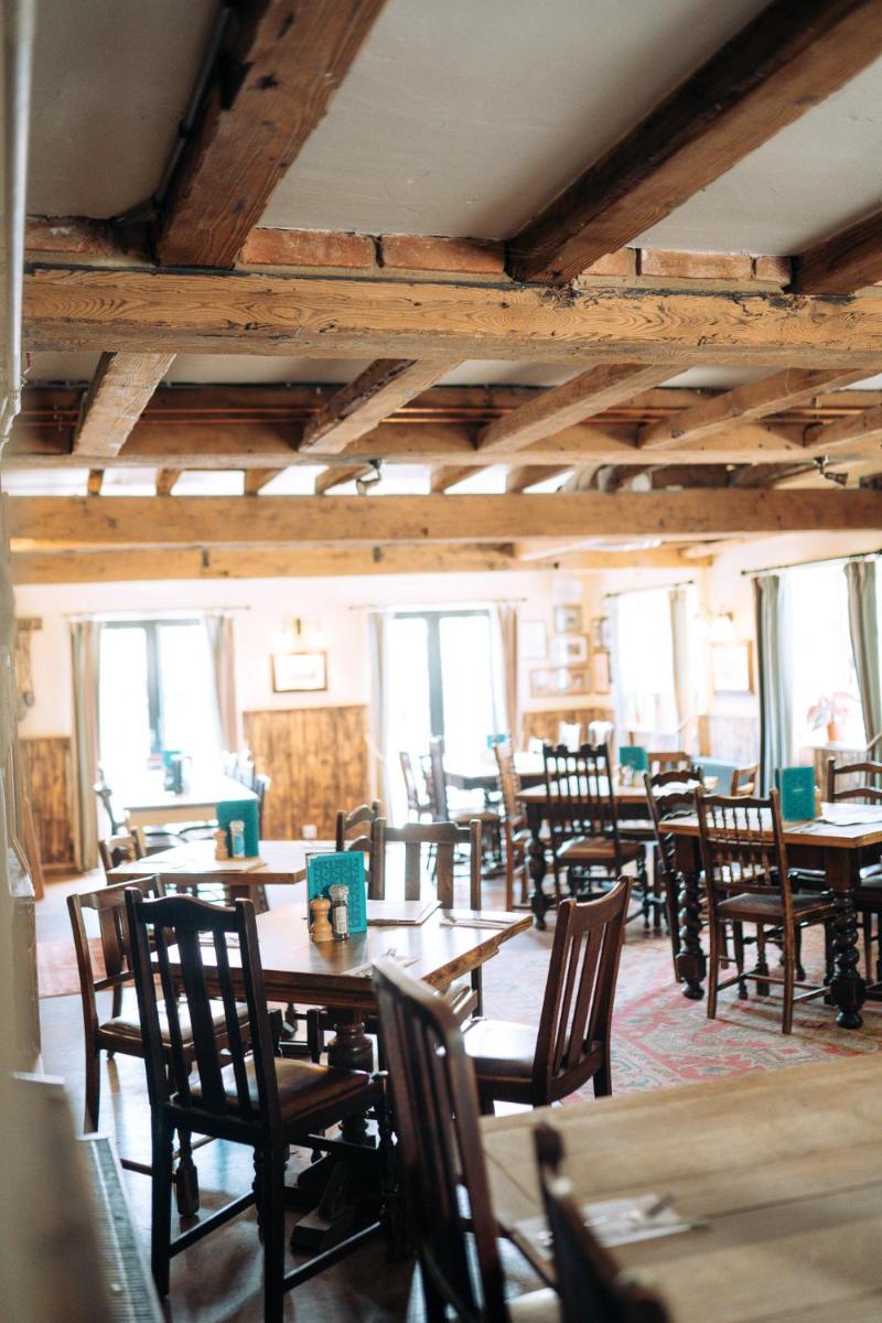 The Smugglers Inn - Housity