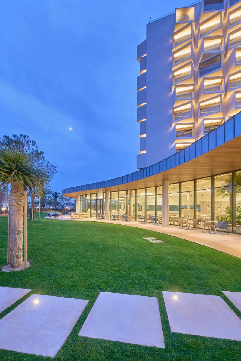 O edifício onde o hotel está situado
