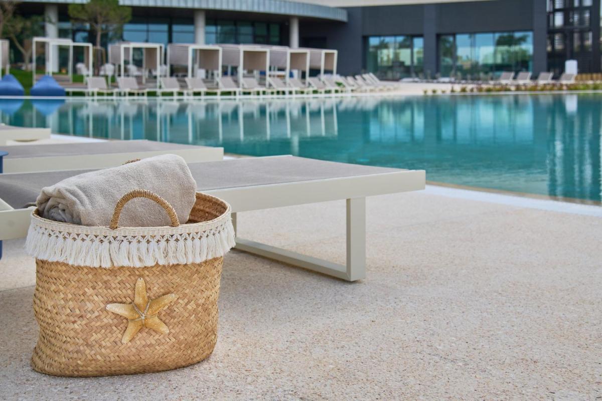 A piscina em ou perto de The Editory by the Sea Lagos