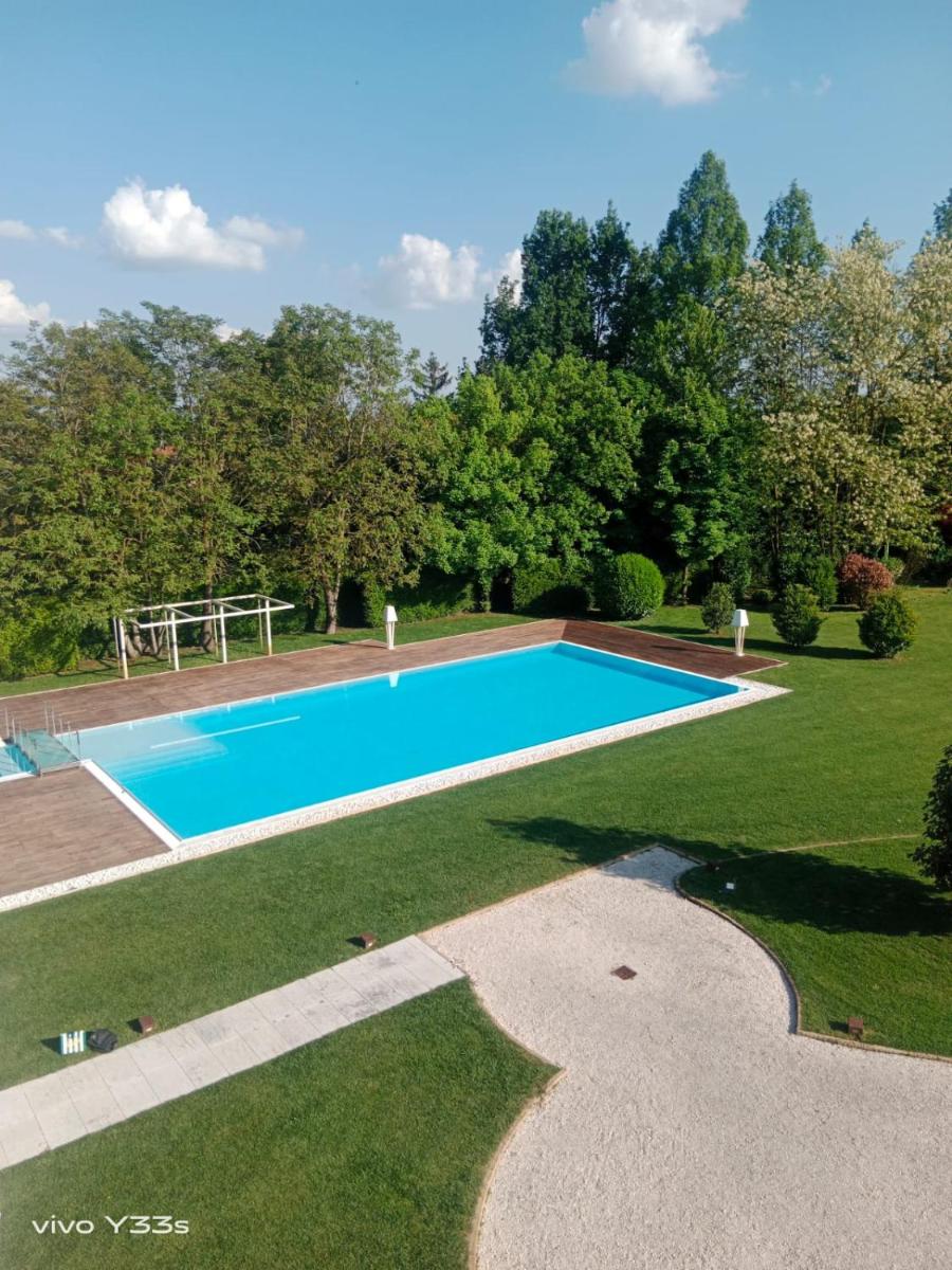 Cattania Suites and Rooms - Housity