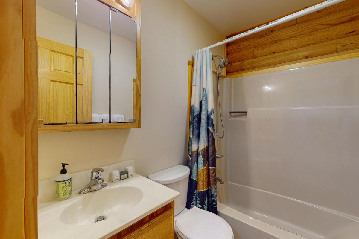 The Cozy Cabin - Housity