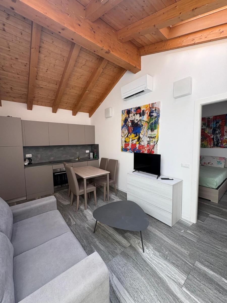 Essential Apartment - APP 5 - Housity