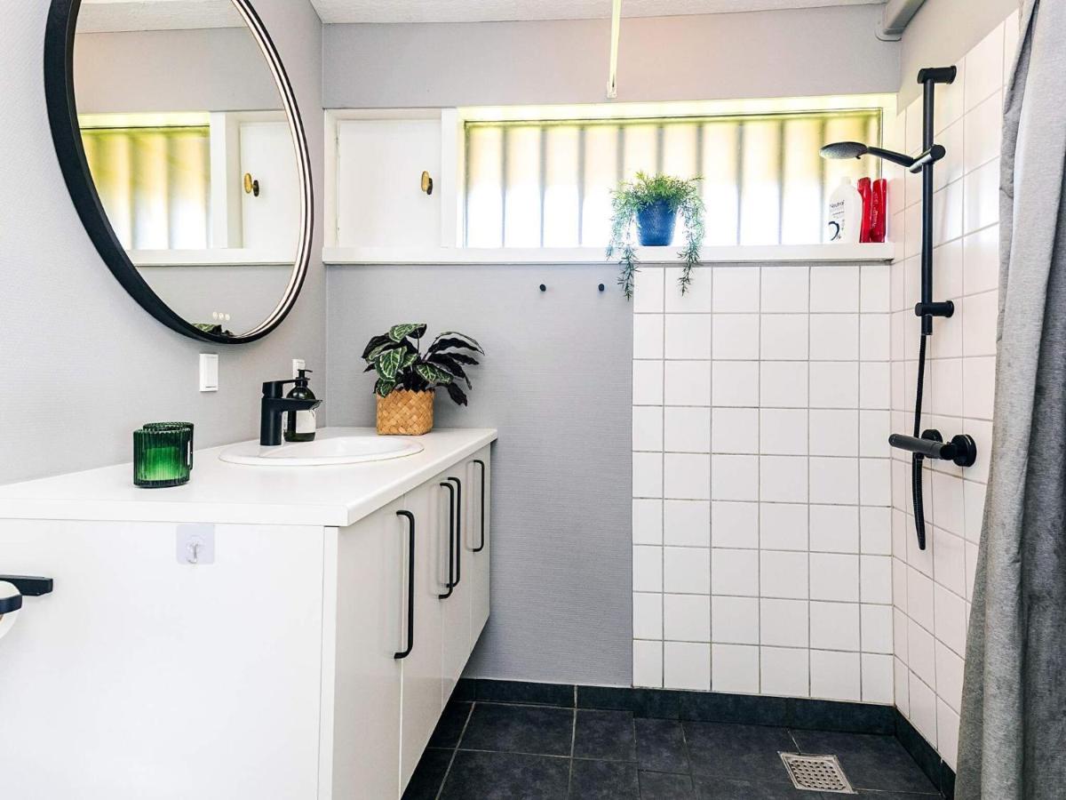 5 person holiday home on a holiday park in Karrebæksminde - Housity