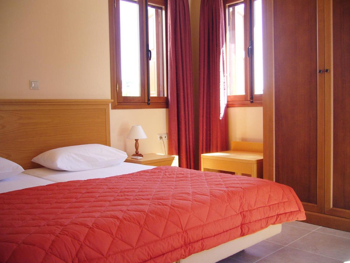 Eos Studios - Housity