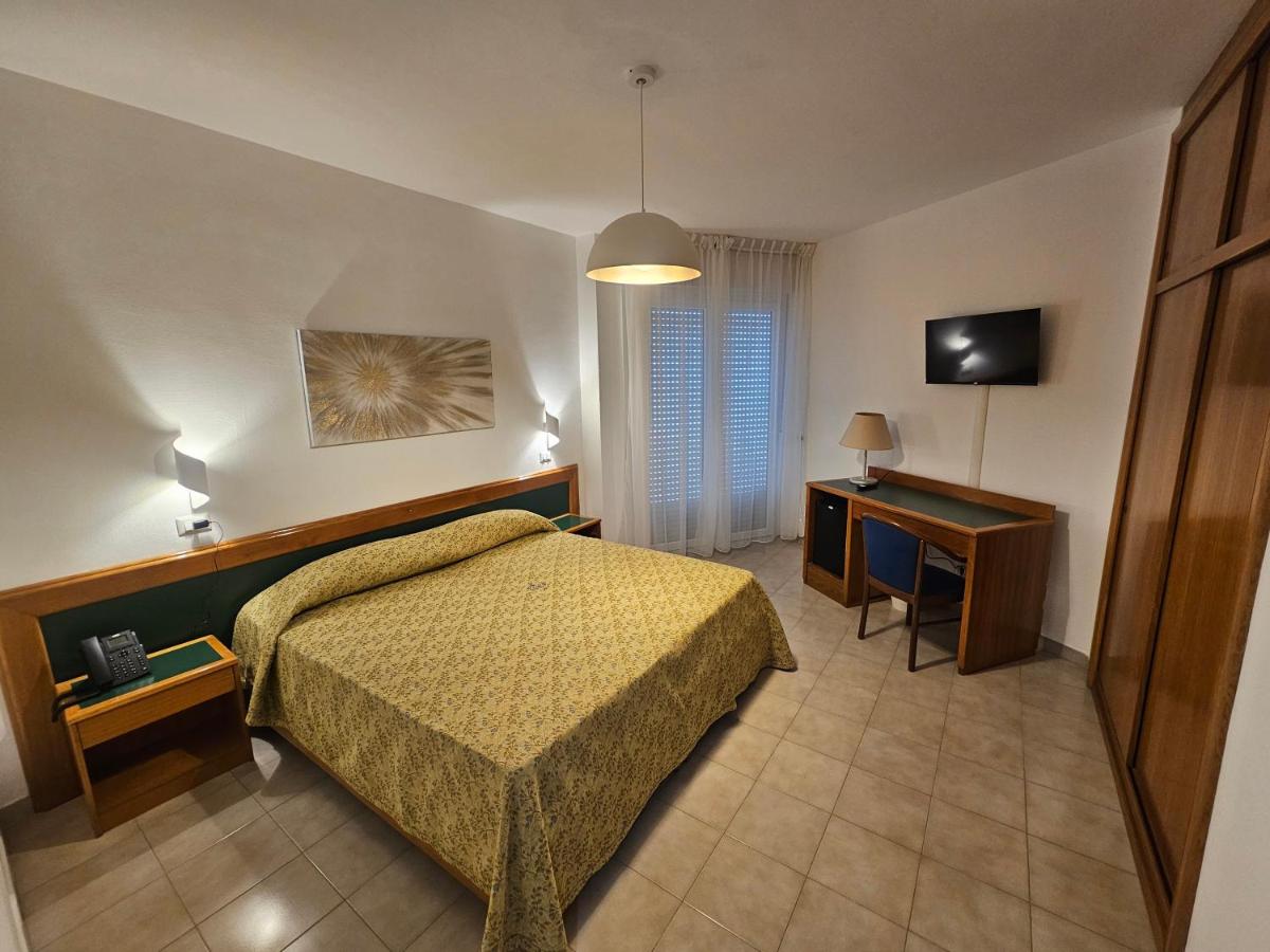 Hotel Neptunus - Housity
