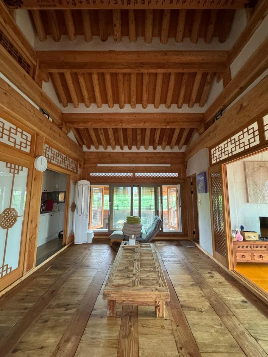 Hanok Stay - JukRokJungSa - Housity