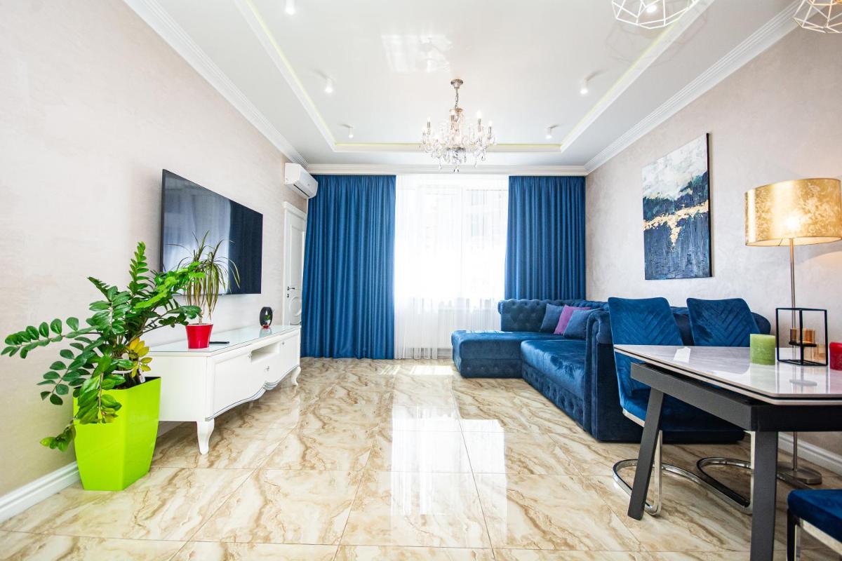 Luxury for business & pleasure Royal 3 - Housity