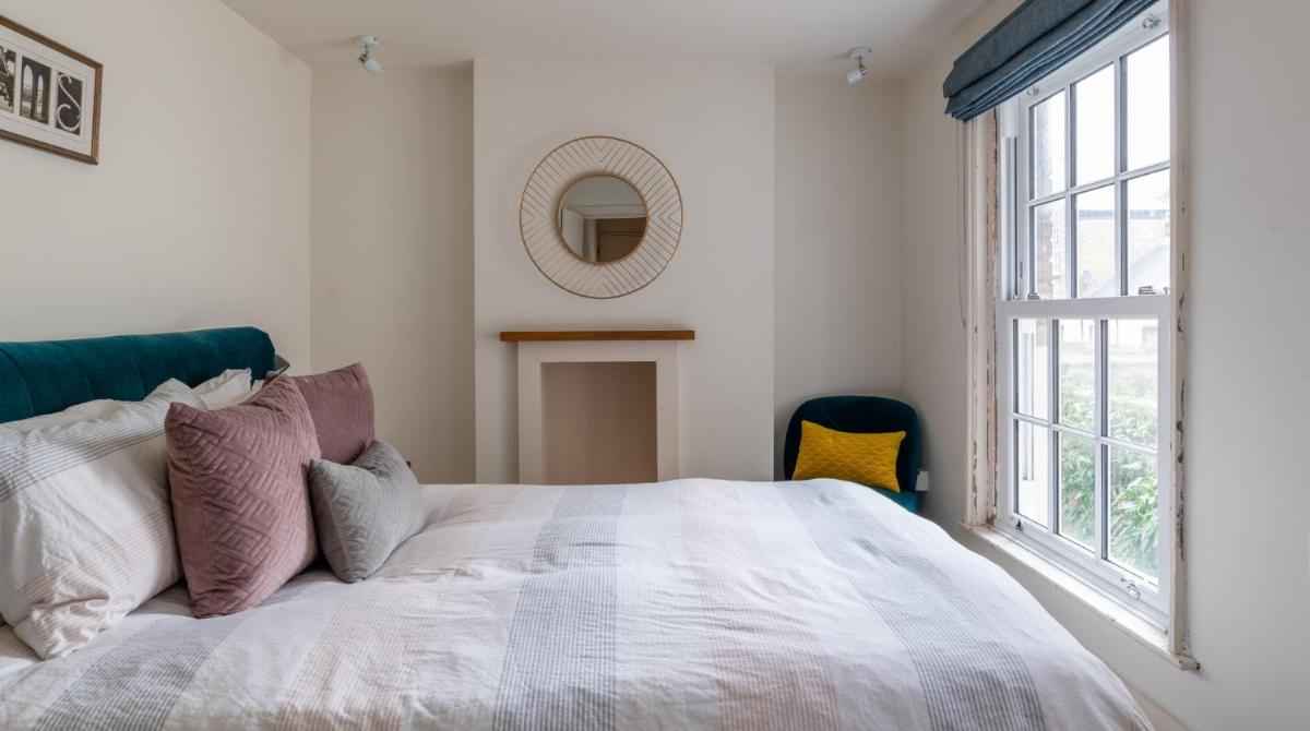Channel View Apartments - Housity