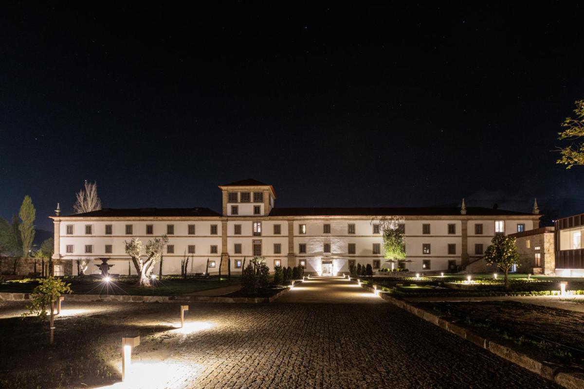 O edifício onde o hotel está situado