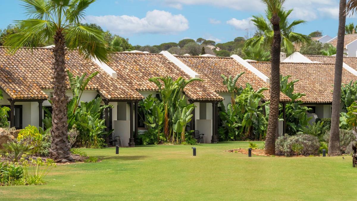 Jardín al aire libre en SO/ Sotogrande Spa & Golf Resort Hotel