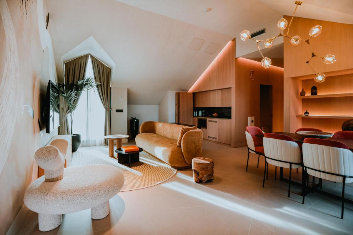 Zona de estar de SO/ Sotogrande Spa & Golf Resort Hotel