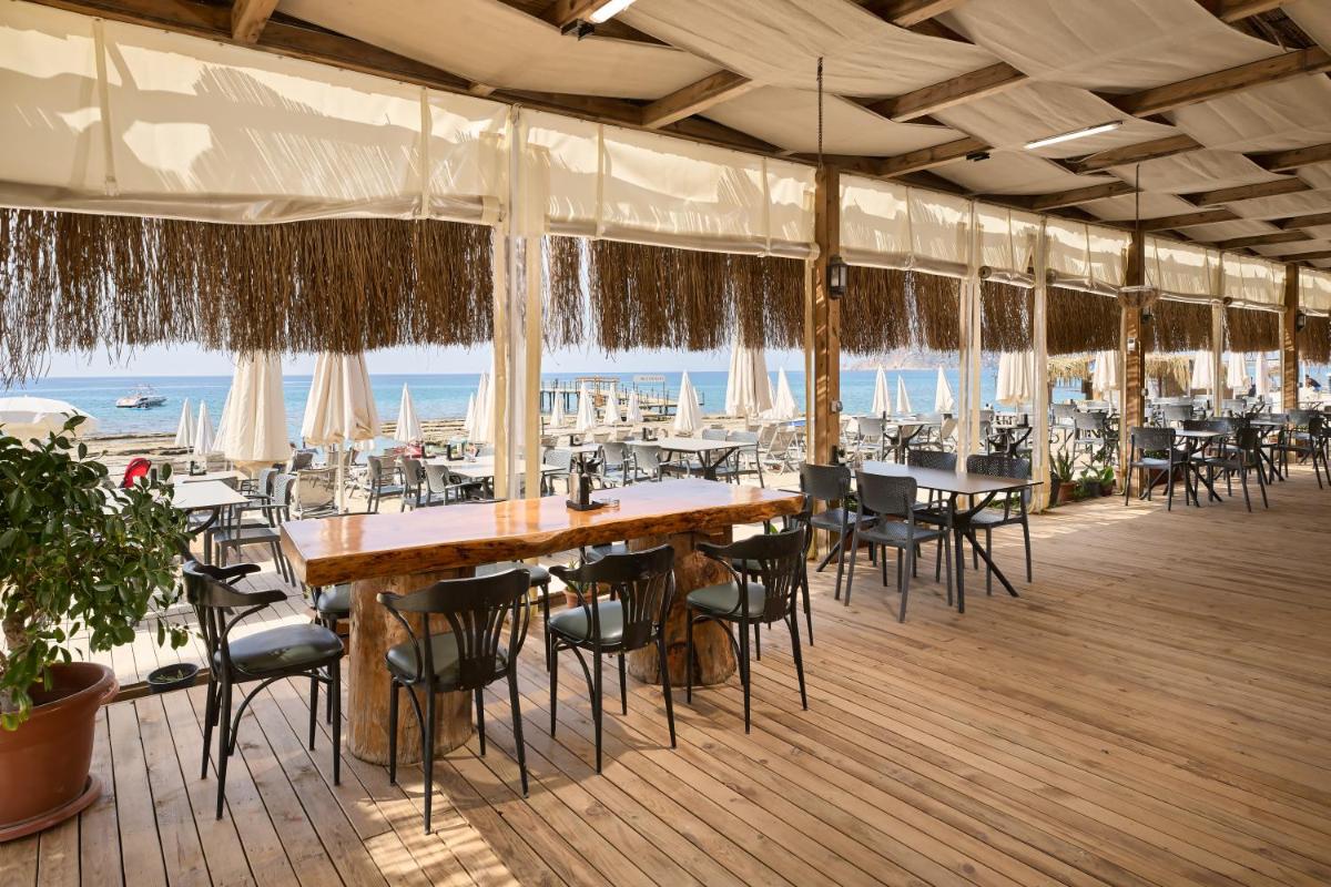 Kaila Beach Hotel - All Inclusive - Housity