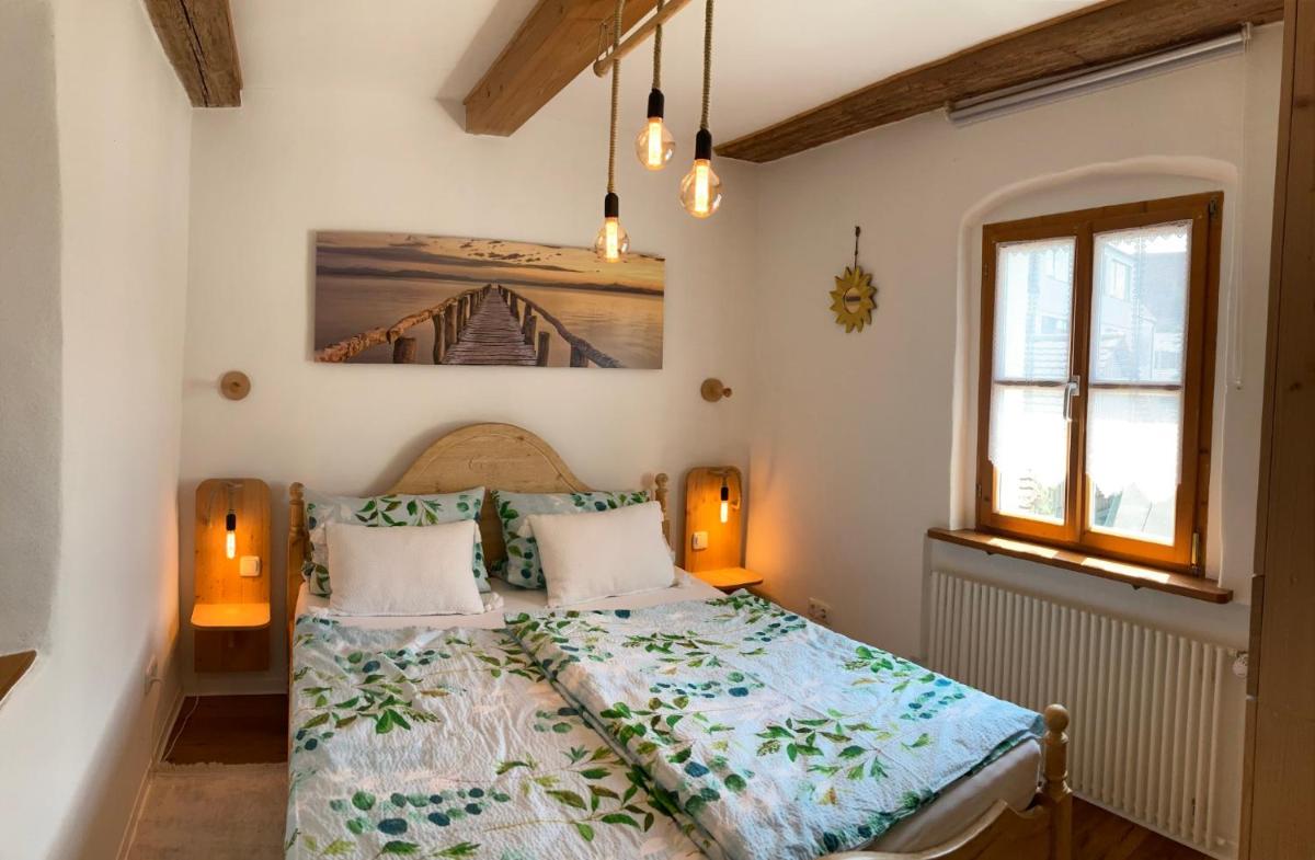 Falkner Turm - Housity