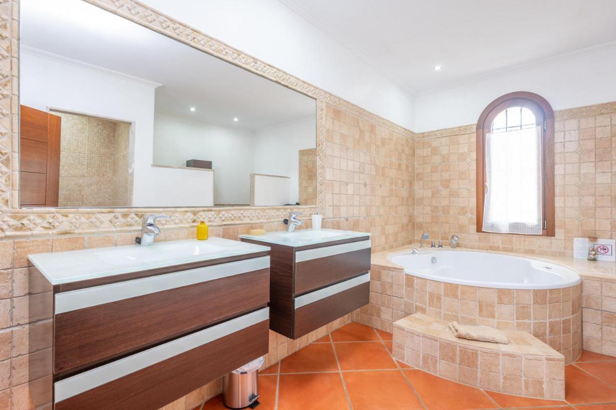 Turixant Dalt - Housity