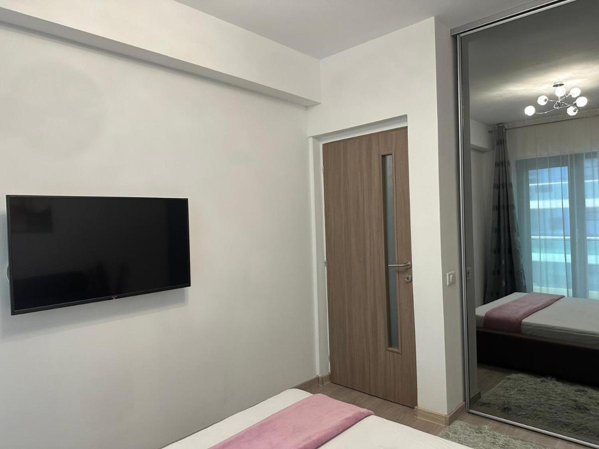 Sea View Luxury Apartament - Housity