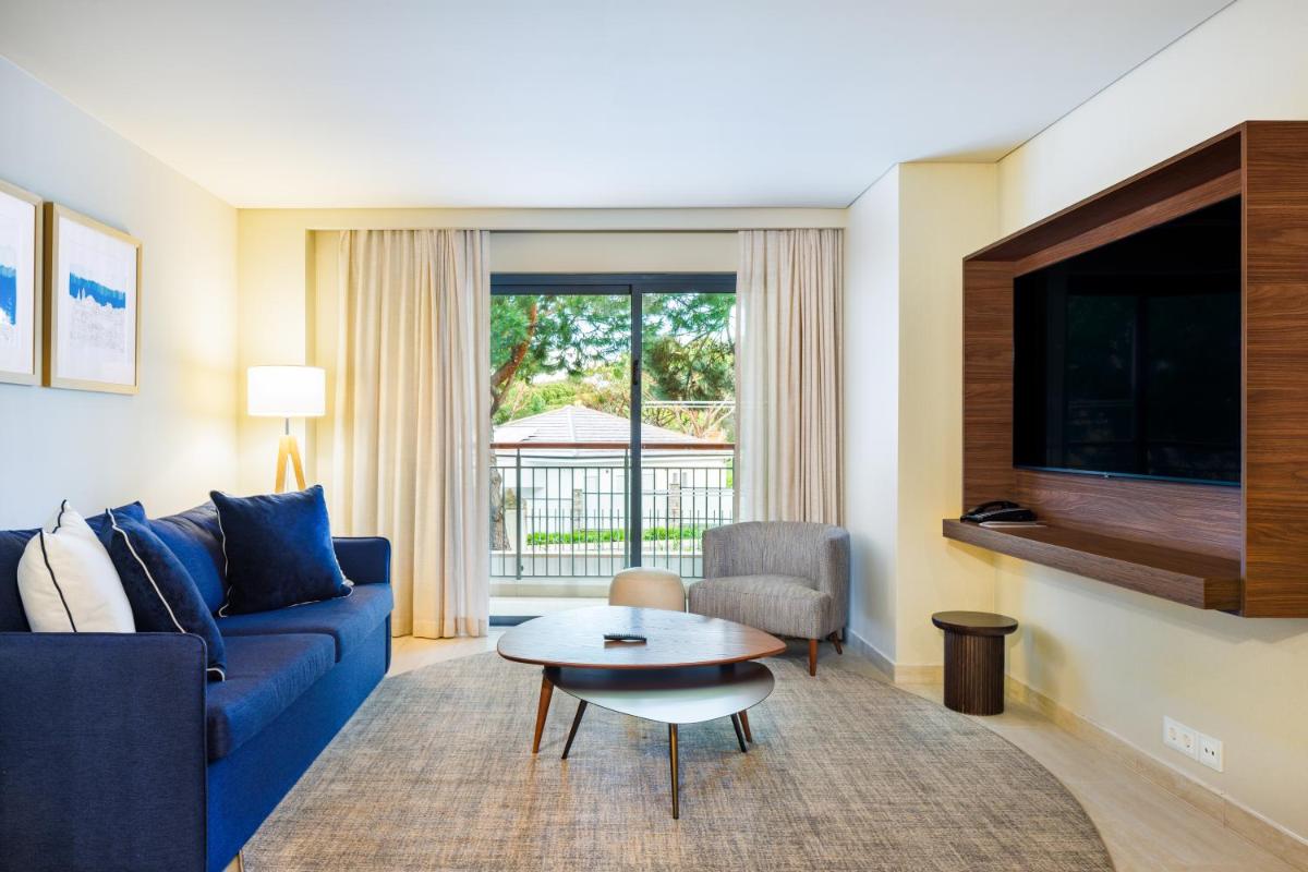 Uma televisão e/ou sistema de entretenimento em Hilton Vilamoura