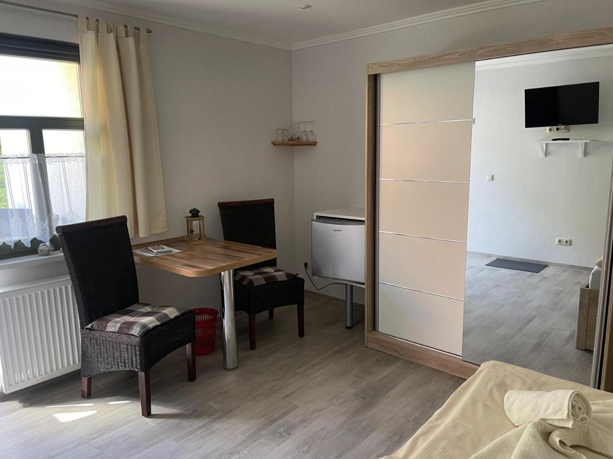 Pension Weiß - Housity