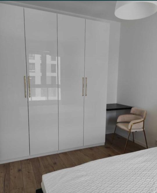 Airport Apartment - Hizvo